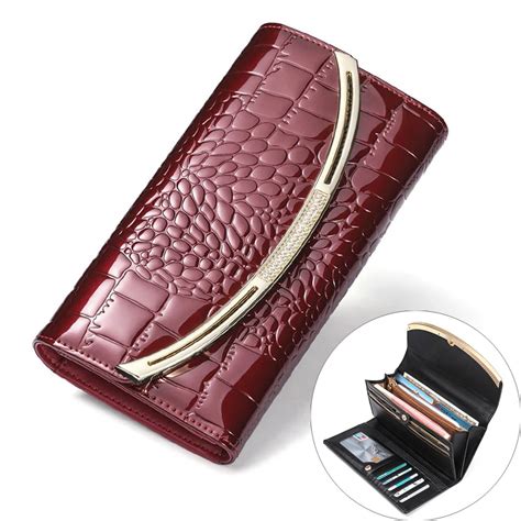 Women's Large Wallets 